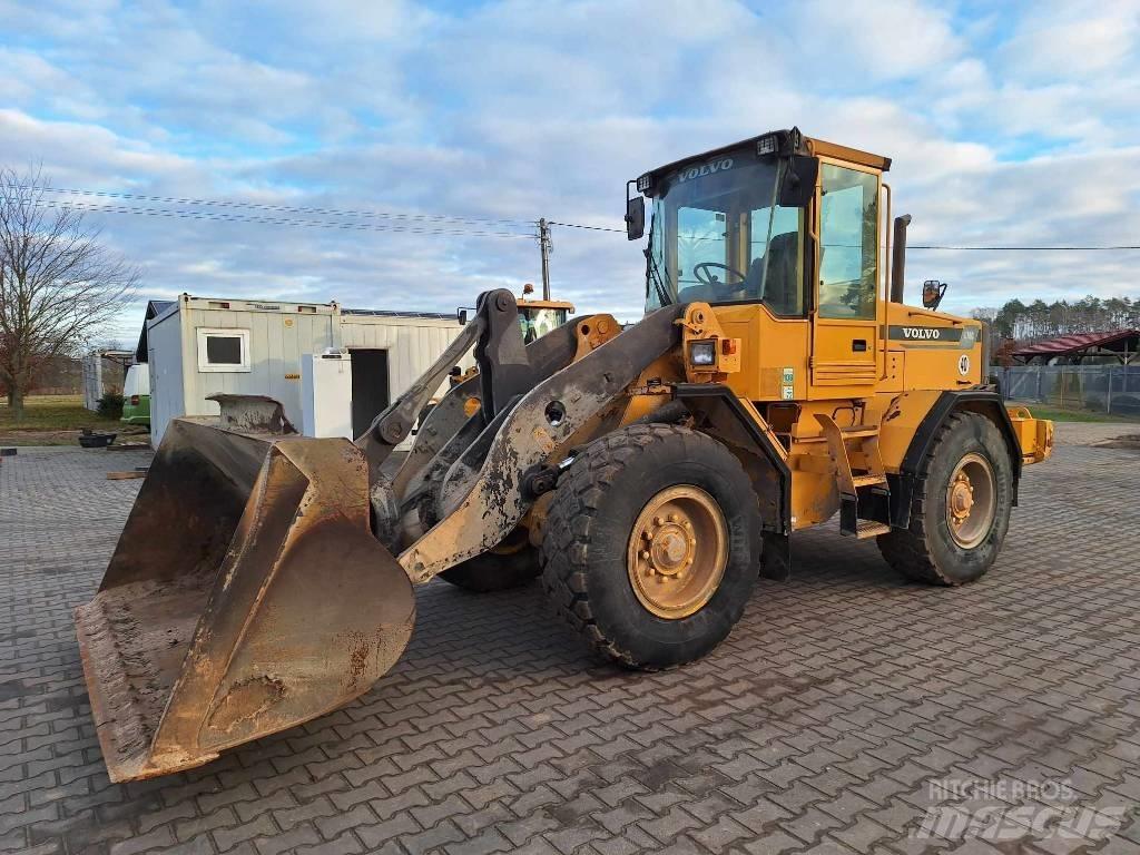 Volvo L 70 C لوادر بعجل