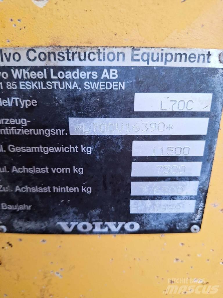 Volvo L 70 C لوادر بعجل