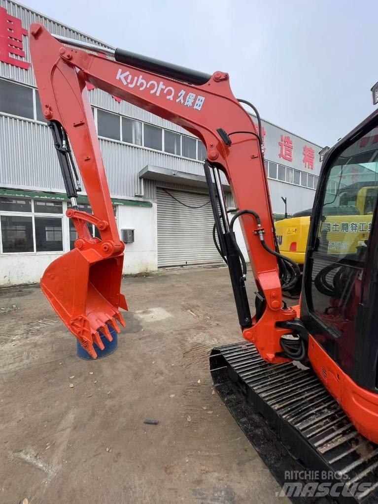 Kubota KX 163 حفارات وسط 7 طن - 12 طن