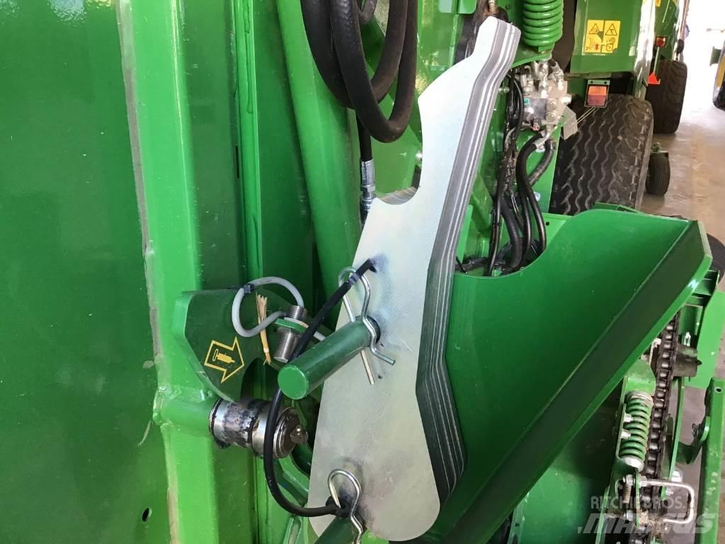 John Deere V461M محزمات مستديرة