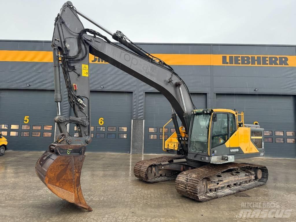Volvo EC 250 EL حفارات زحافة