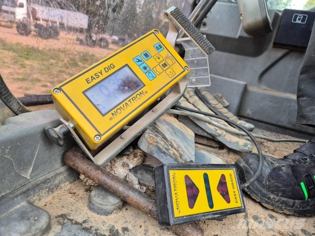 Volvo EC 240 B LC حفارات زحافة
