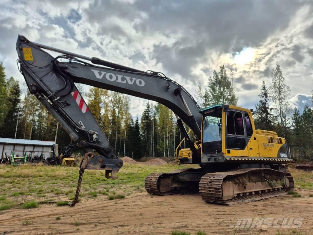 Volvo EC 240 B LC حفارات زحافة