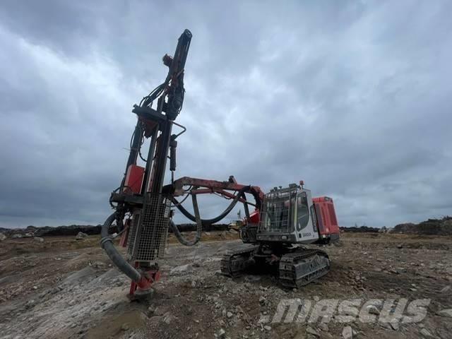 Sandvik Ranger DX800 معدات الثقب السطحي
