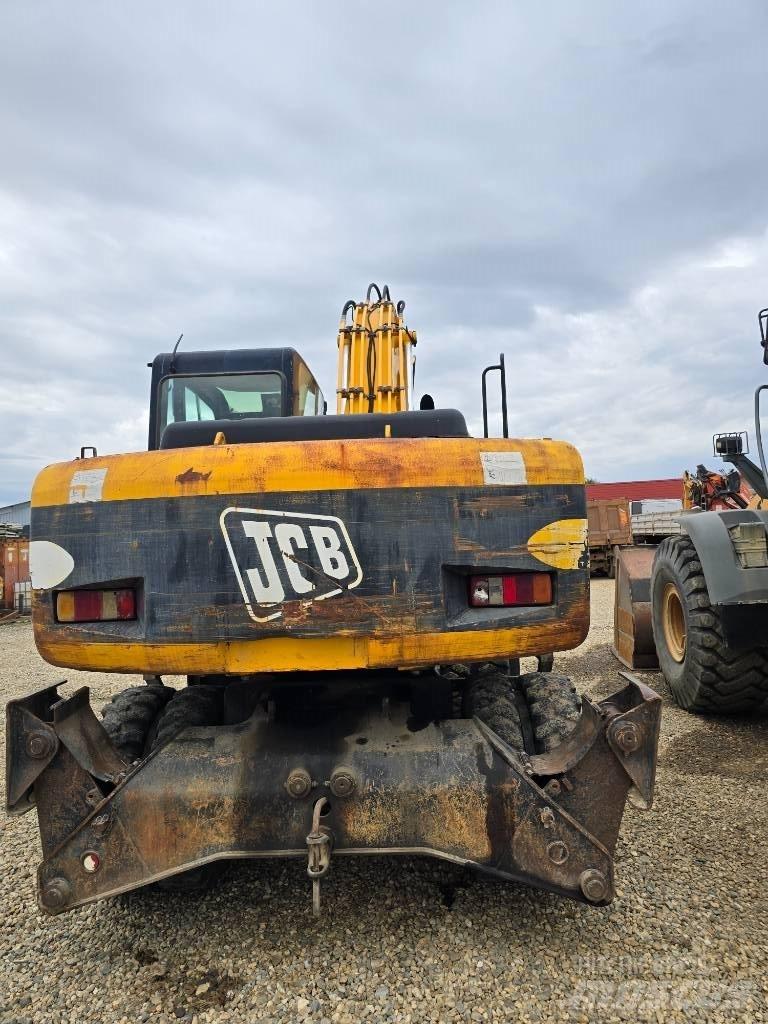 JCB JS 160 W حفارات بعجل