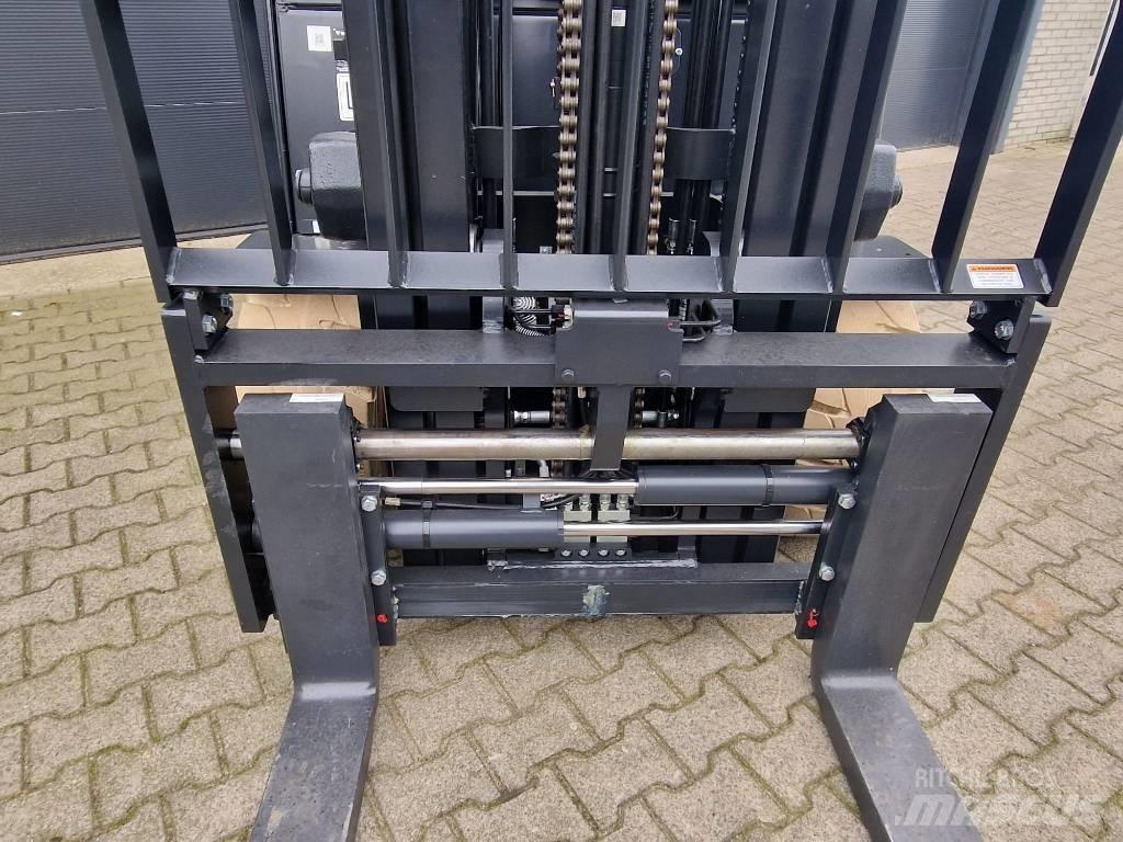 Bobcat B 30 X-7 Plus شاحنات ذات رافعات شوكية تعمل بالكهرباء