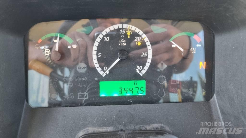 John Deere 5085 M الجرارات