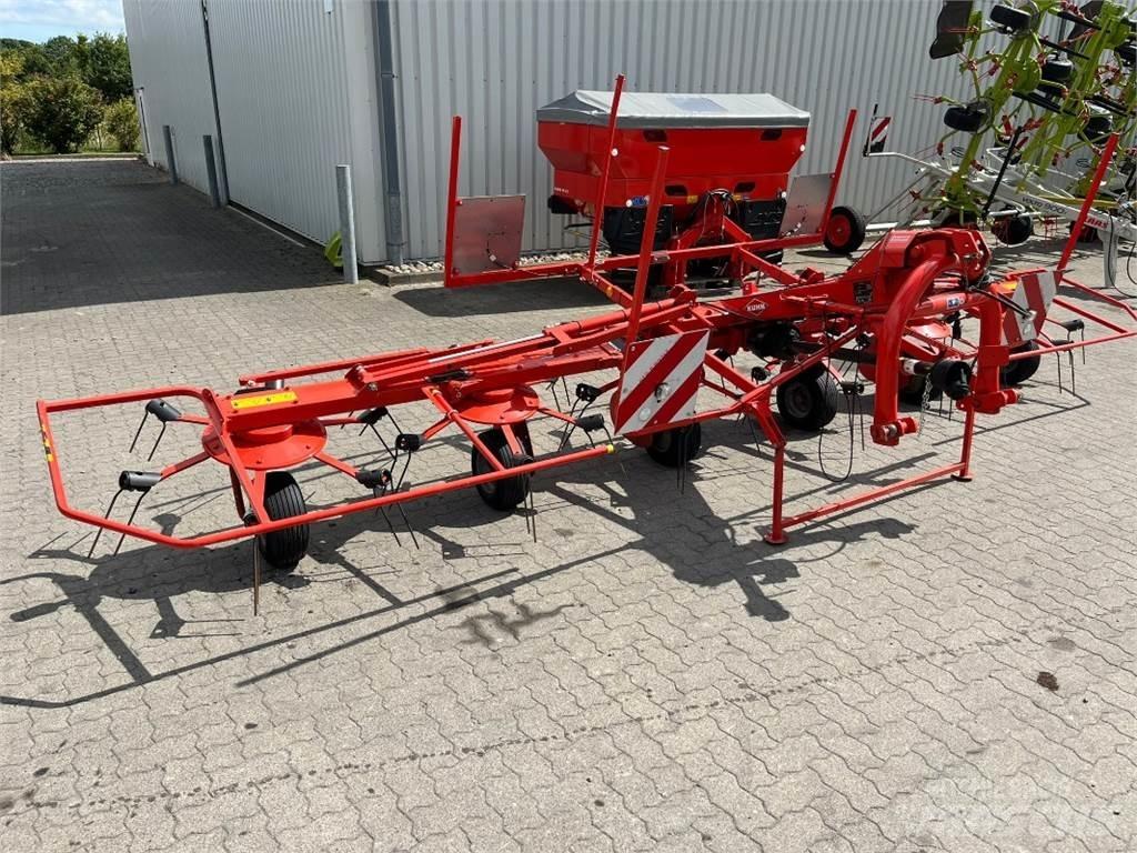 Kuhn GF6502 مكابس وميبسات التبن