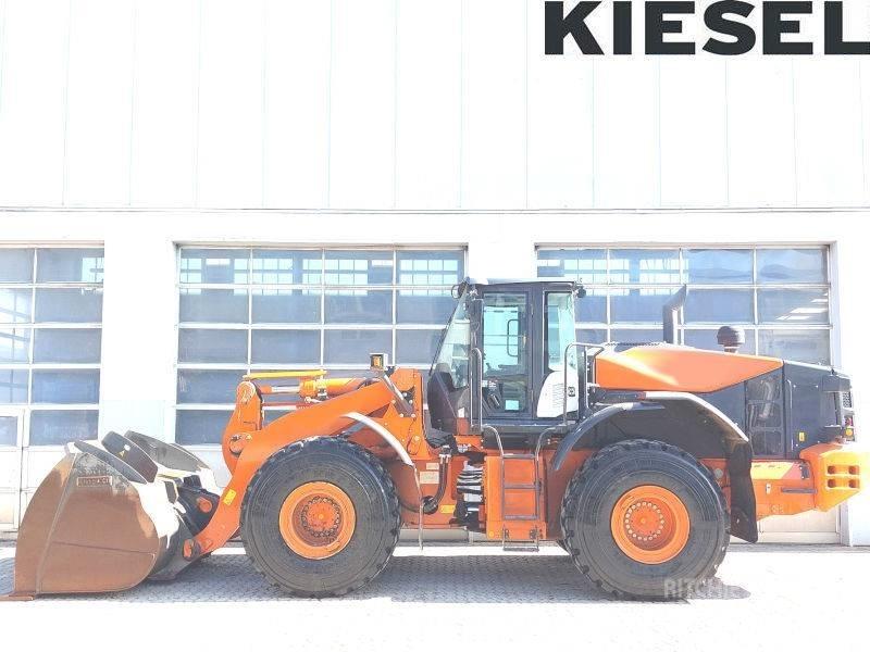 Hitachi ZW 310-6 لوادر بعجل