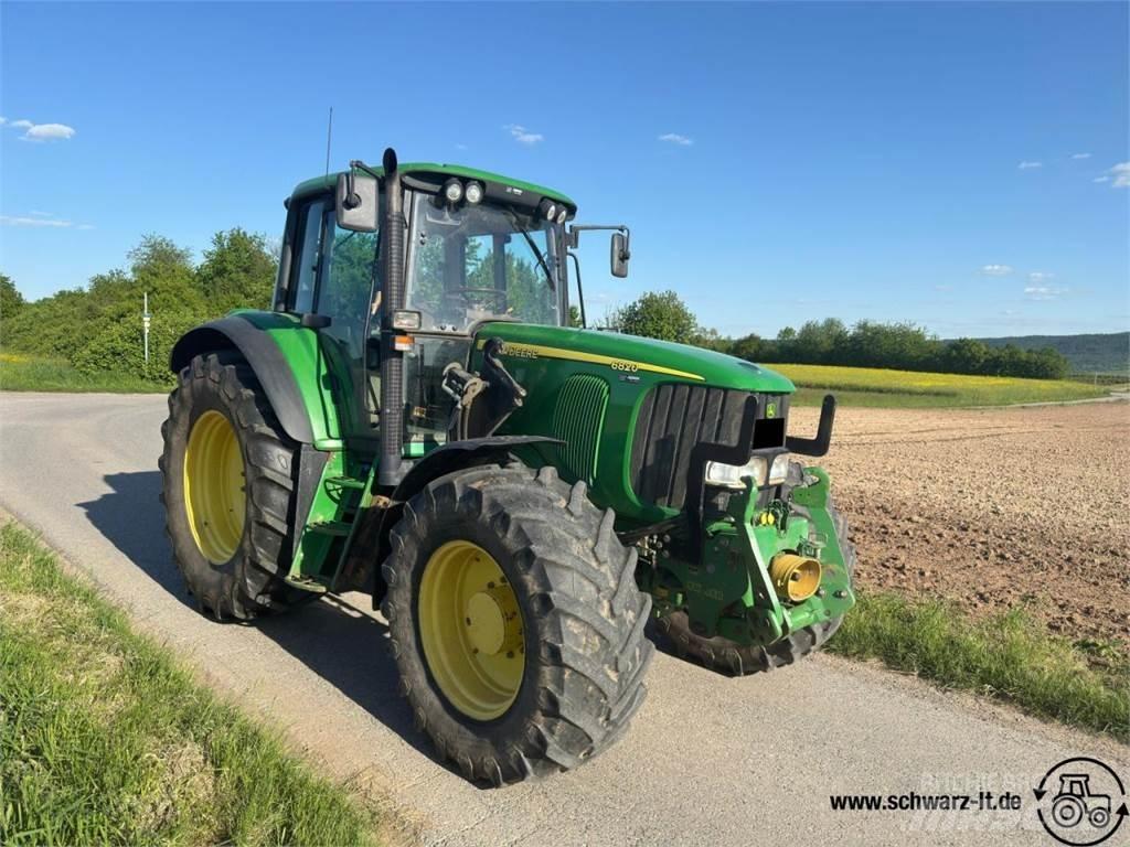 John Deere 6820 الجرارات