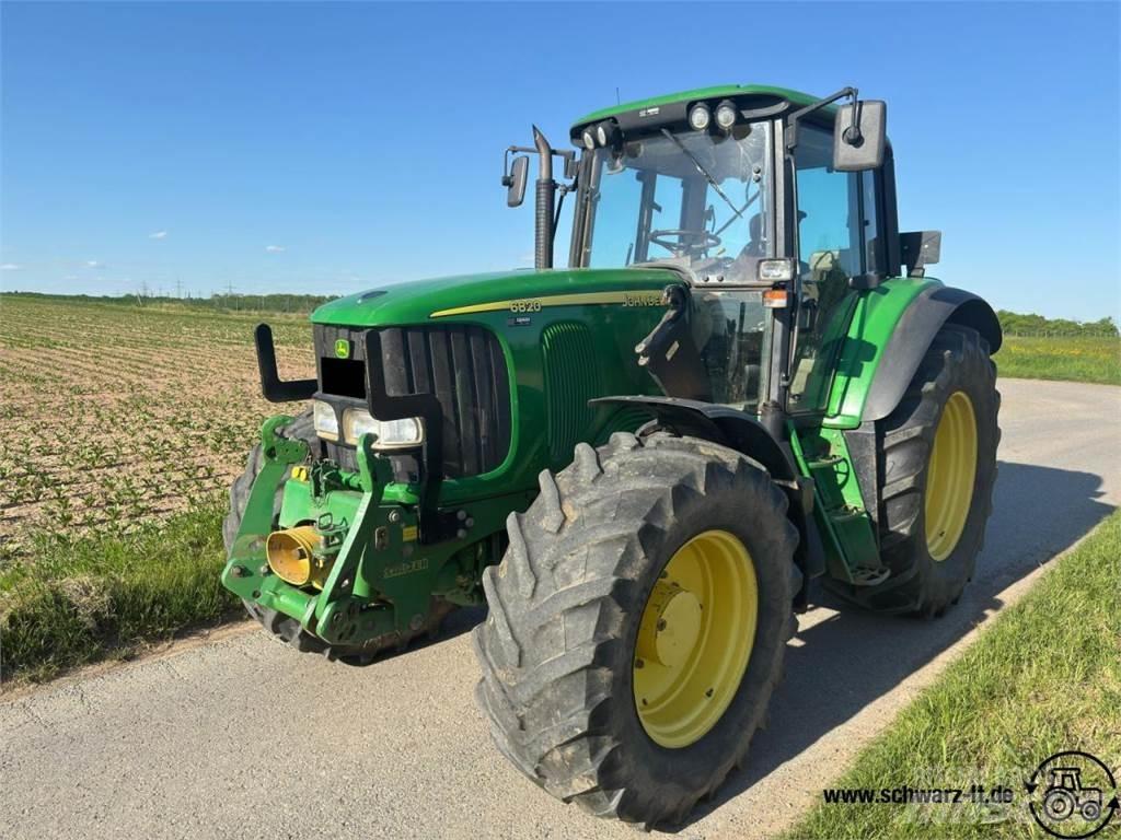 John Deere 6820 الجرارات