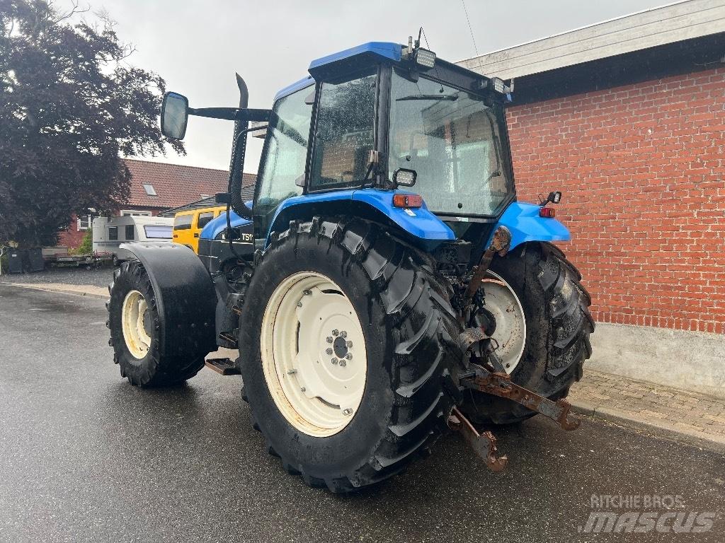 New Holland TS 115 الجرارات