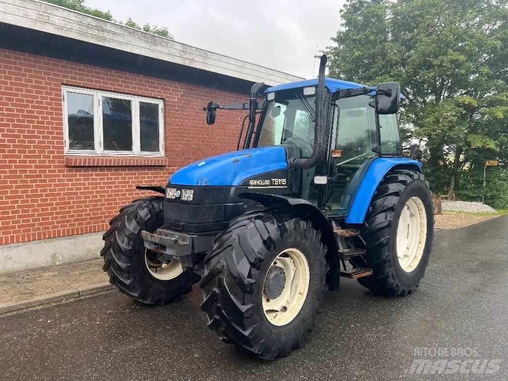 New Holland TS 115 الجرارات