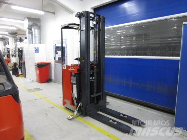 Linde L1600 شاحنات مناولة ذاتية الدفع