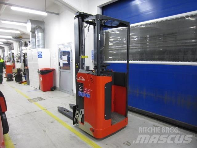 Linde L1600 شاحنات مناولة ذاتية الدفع