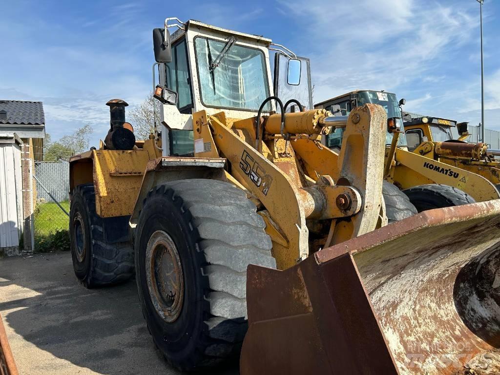 Liebherr L 551 لوادر بعجل