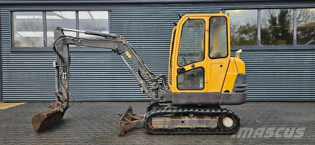 Volvo EC30 حفارات صغيرة أقل من 7 طن (حفارات صغيرة)