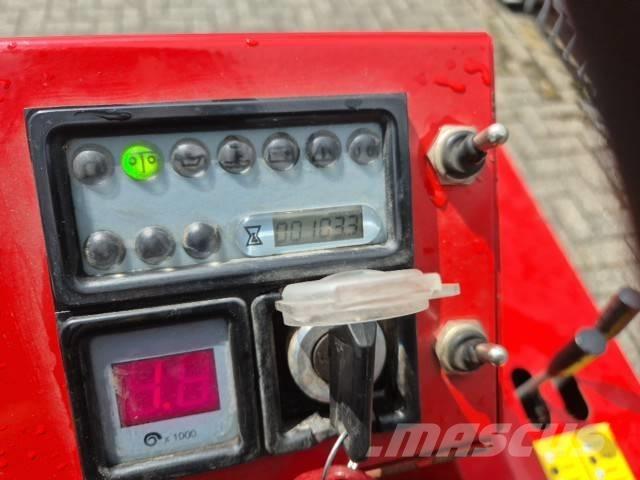 Westermann Dozer ماكينات وملحقات مواش أخرى
