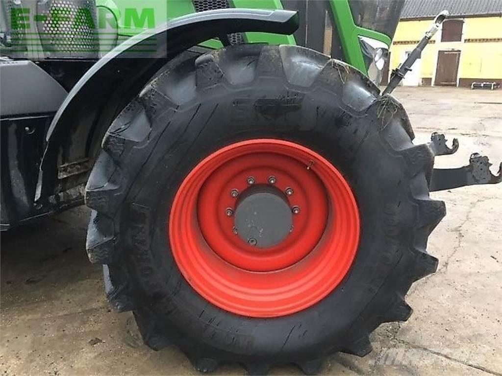 Fendt 828 vario الجرارات