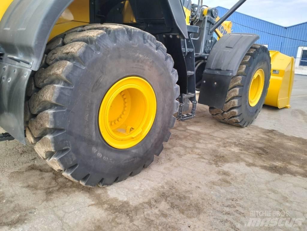 Komatsu WA 470-8EO لوادر بعجل