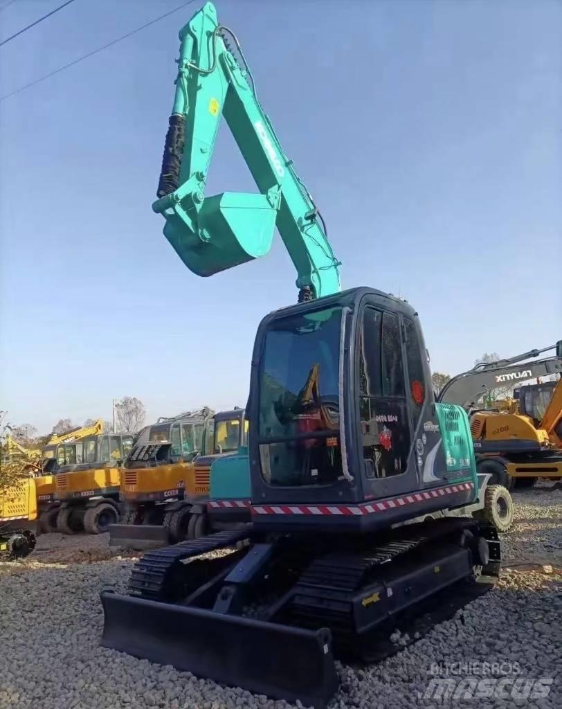 Kobelco SK 75 حفارات زحافة