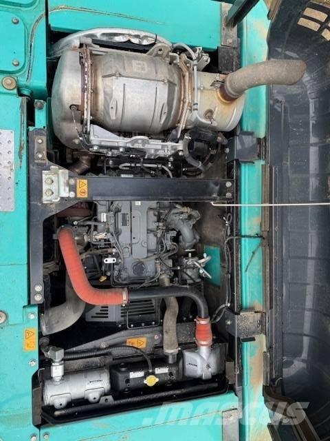 Kobelco SK 130 LC-11 حفارات زحافة