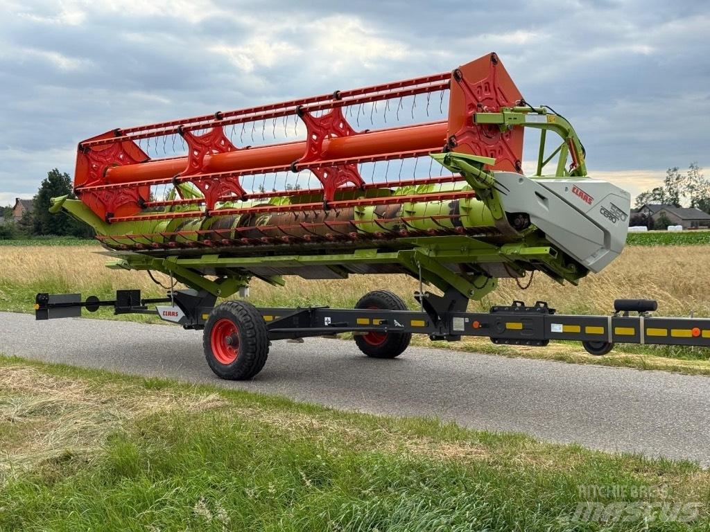 CLAAS 560 Cerio ملحقات الحصادات