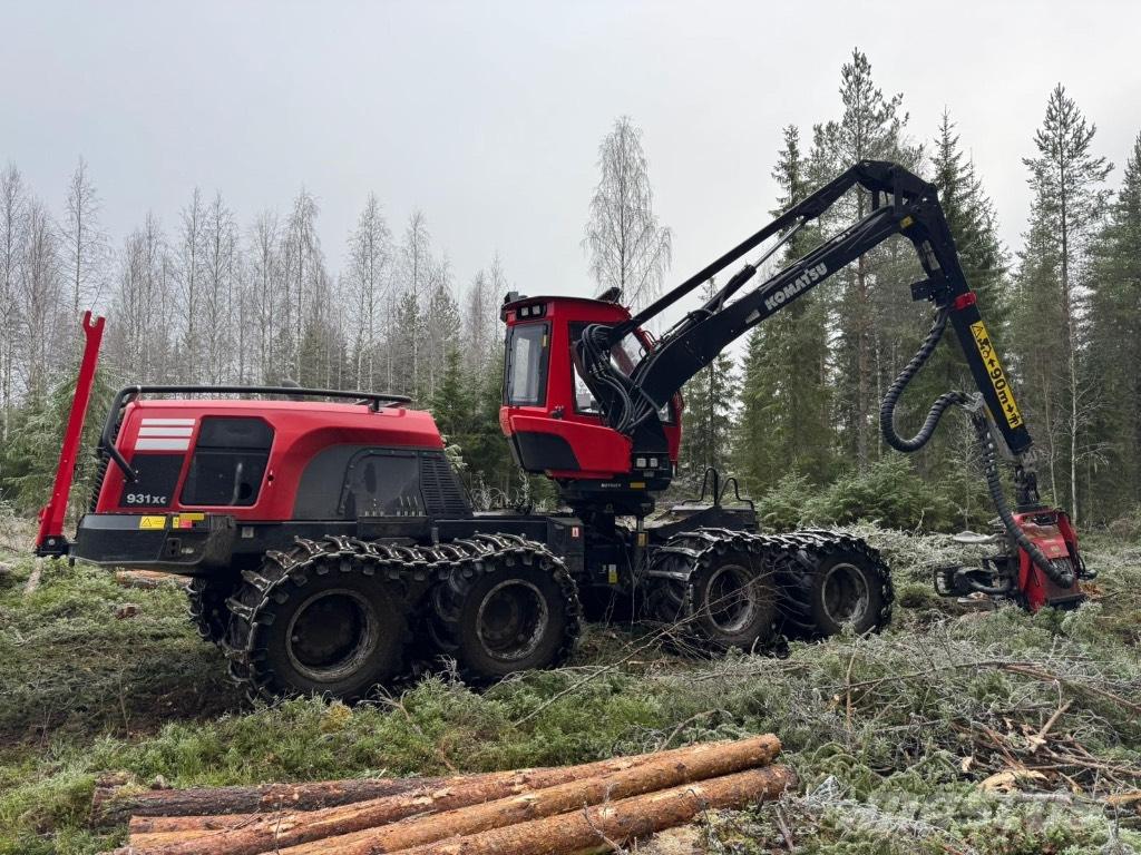 Komatsu 931 XC حصادات