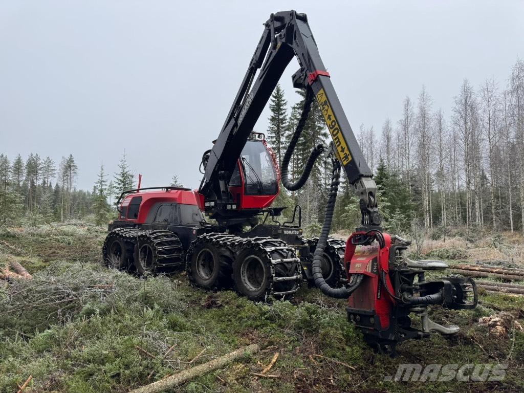 Komatsu 931 XC حصادات