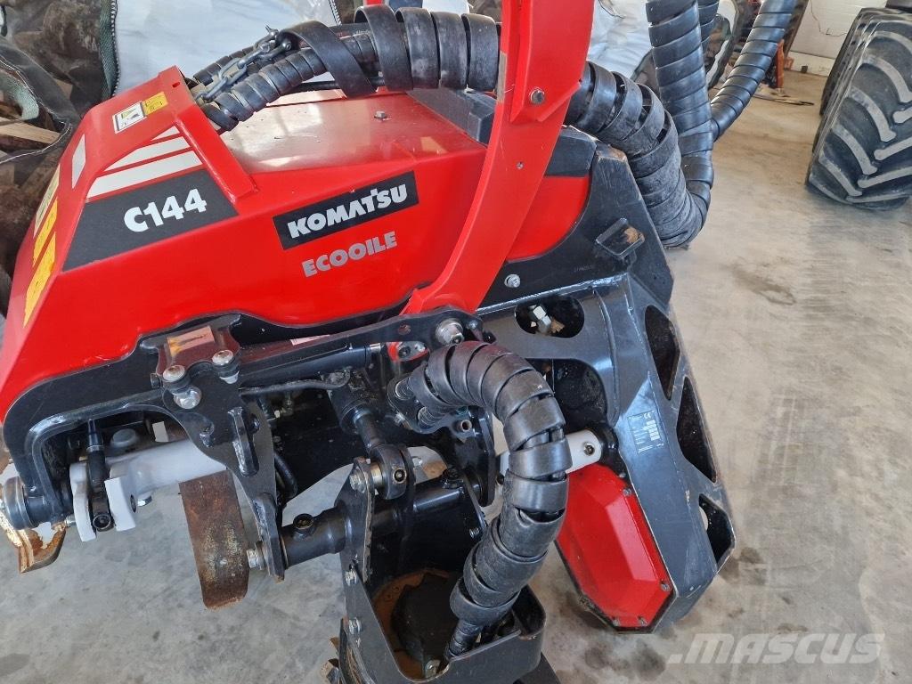 Komatsu 931 XC حصادات