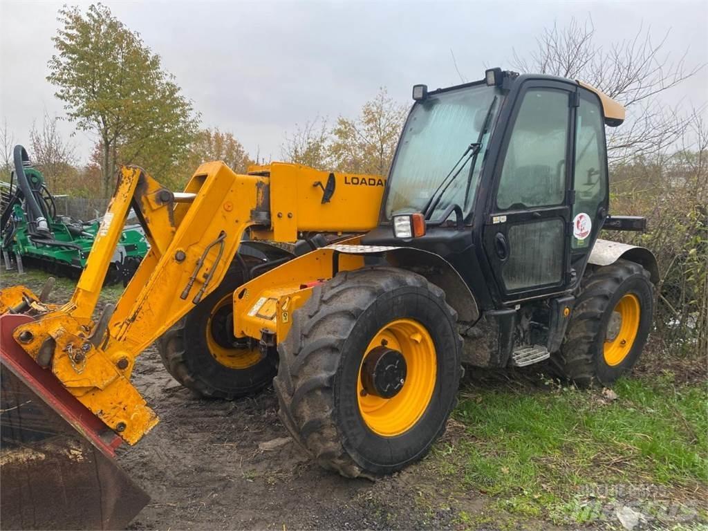 JCB 541-70 مناولات متداخلة