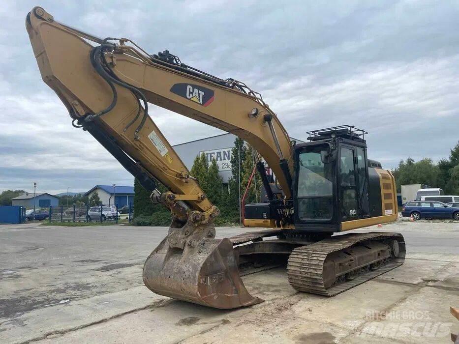 CAT 320 EL حفارات زحافة