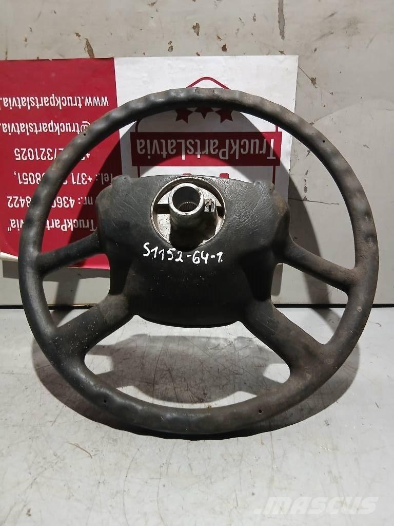 Scania R 440   1327026 كابينة والداخلية