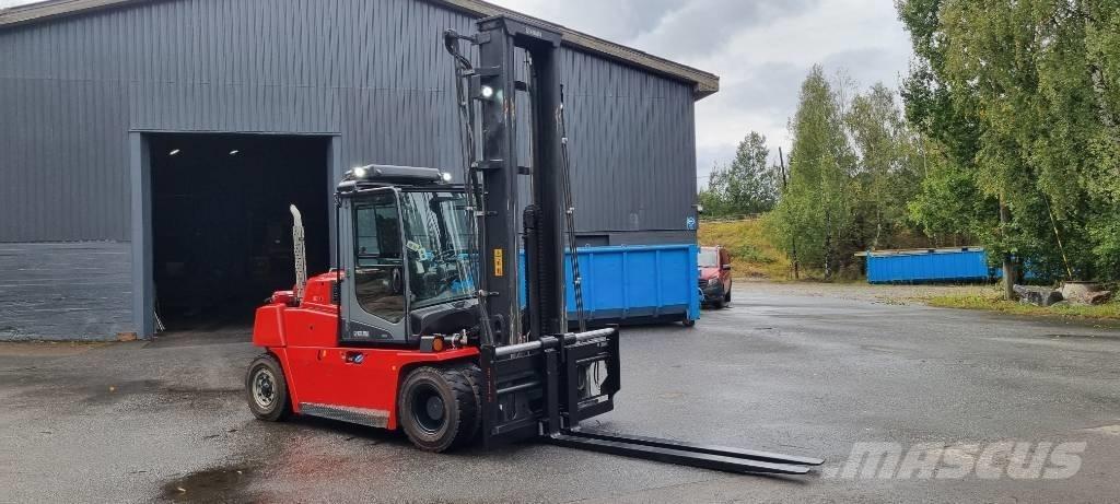 Kalmar DCG 90-6L شاحنات الديزل
