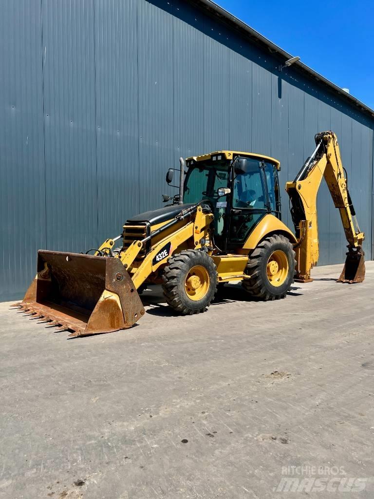 CAT 432E لوادر ذات جرافات عكسية