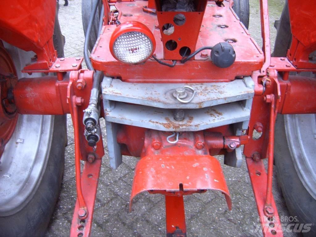 Farmall 560 الجرارات