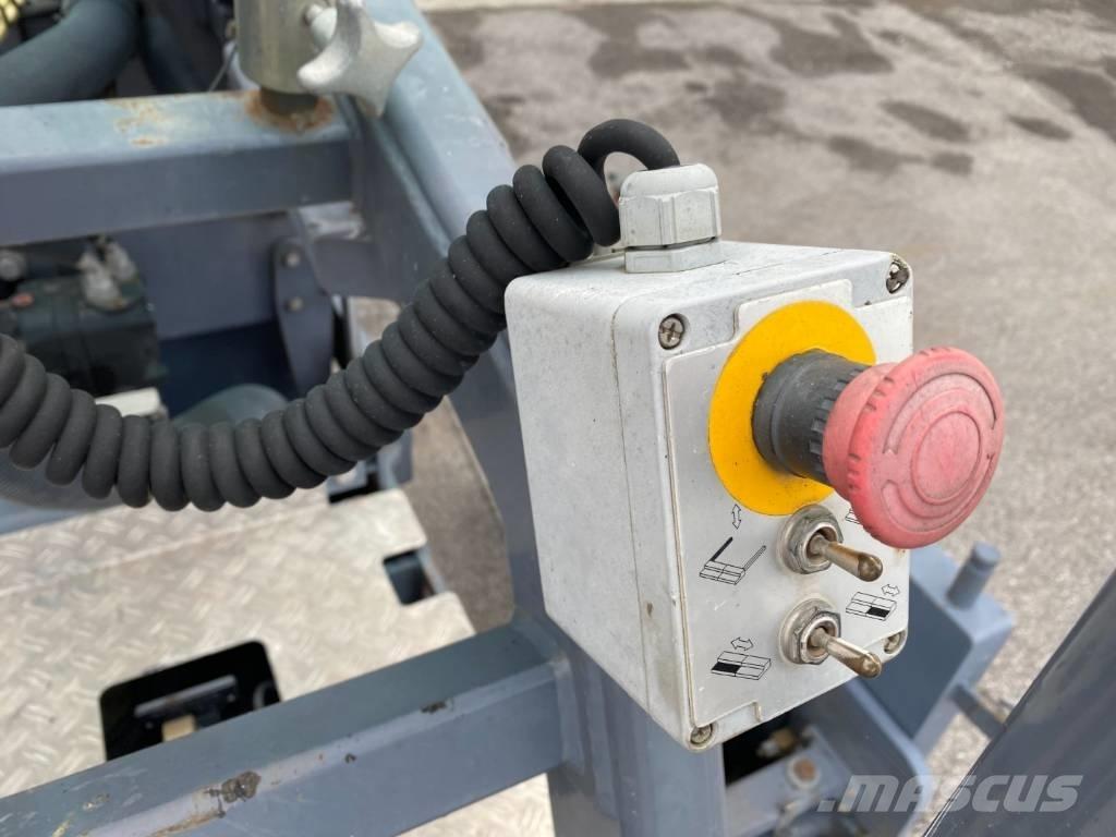 Vögele Super 700 معدات السفلتة