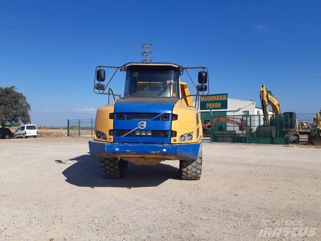 Volvo A 25 F ساحبات مفصلية