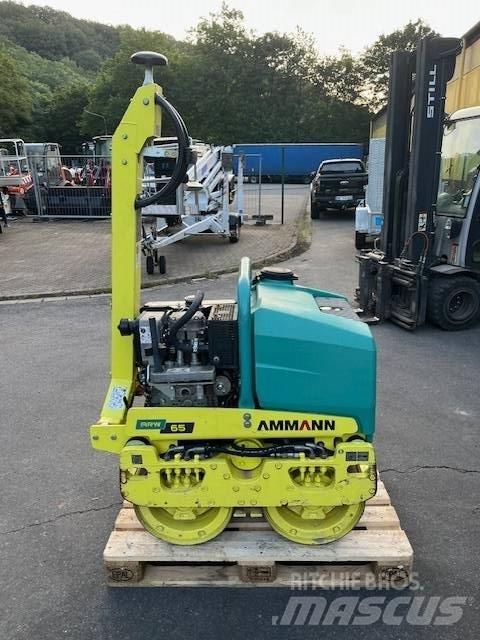 Ammann ARW 65 دكاكات أفقية