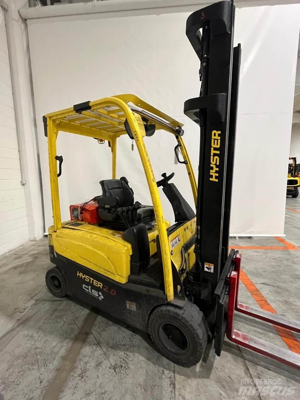 Hyster J2.0XN شاحنات ذات رافعات شوكية تعمل بالكهرباء