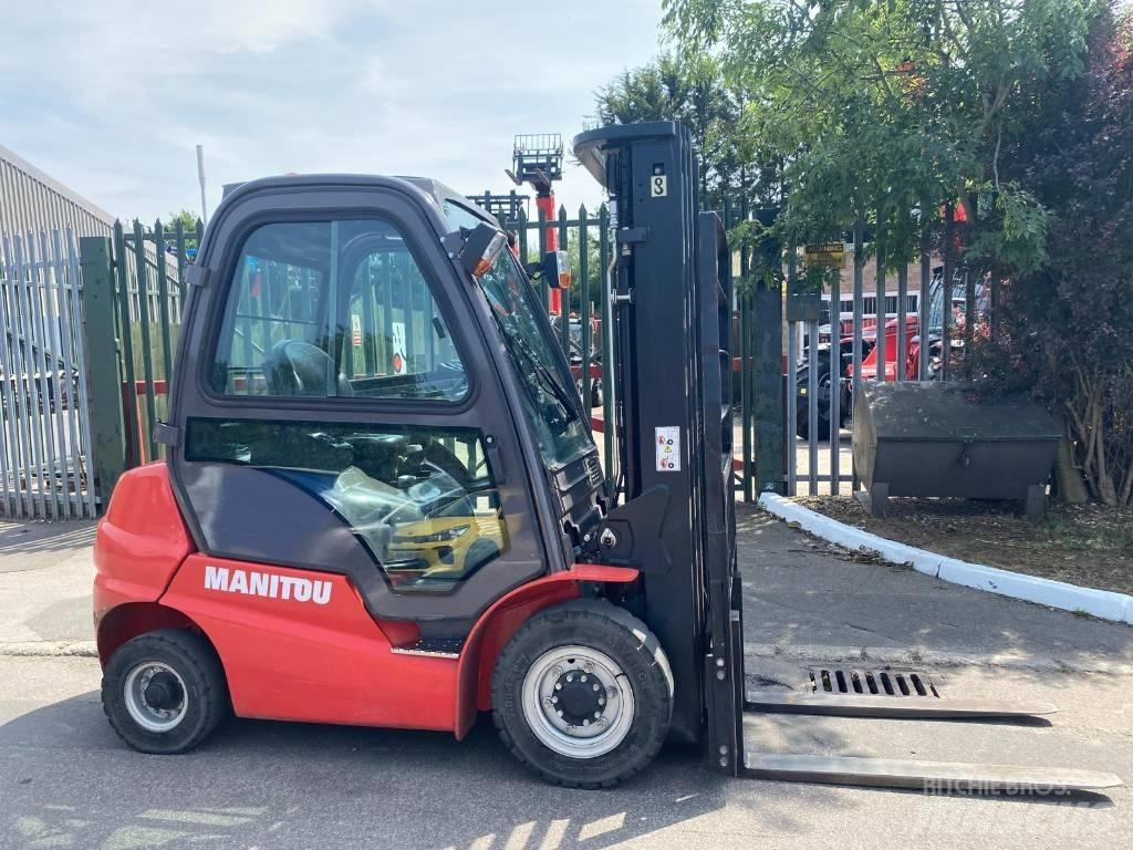 Manitou Mi25D شاحنات الديزل