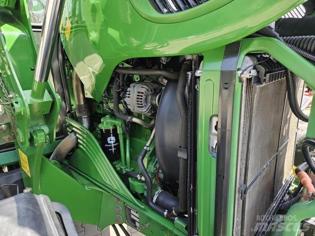 John Deere 6230 الجرارات