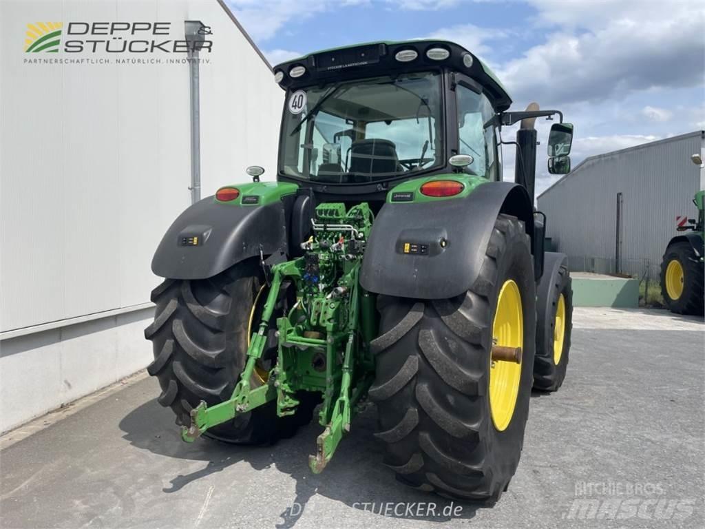 John Deere 6175R الجرارات