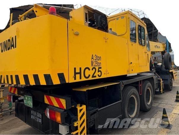 Hyundai HC 25 رافعات مجنزرة