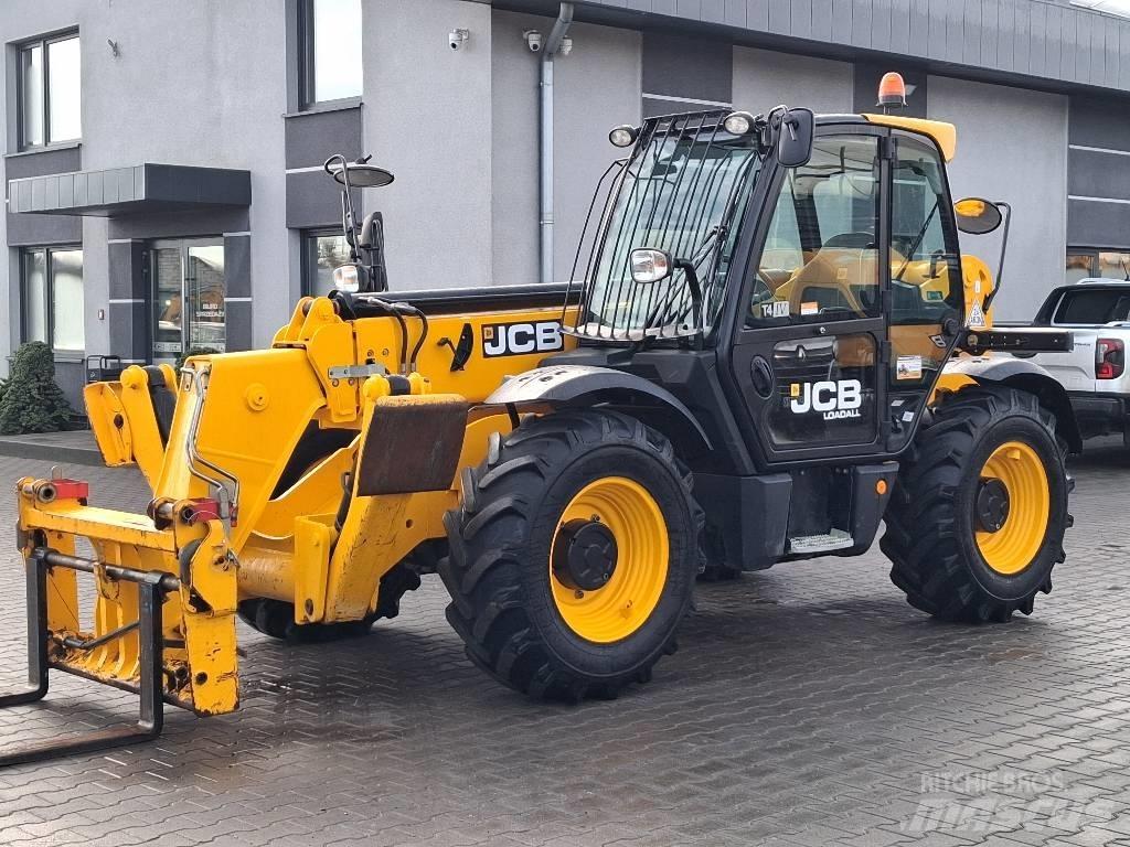 JCB 533-105 مناولات متداخلة