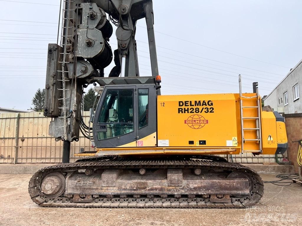 Delmag RH 28 / 32 مثاقيب ثقيلة