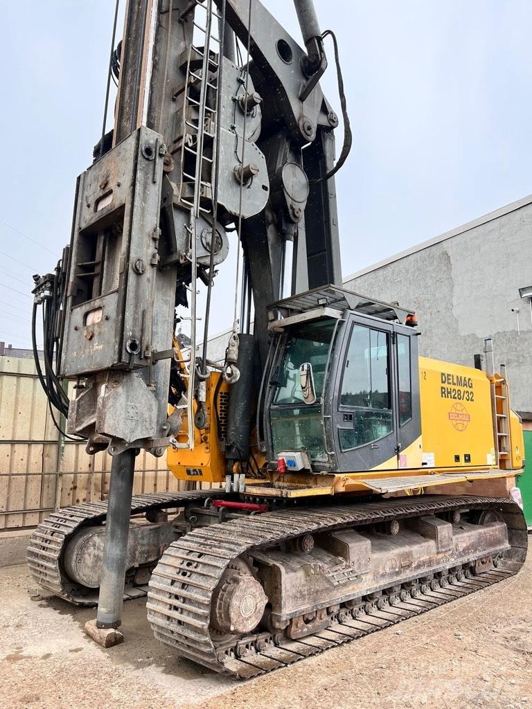 Delmag RH 28 / 32 مثاقيب ثقيلة
