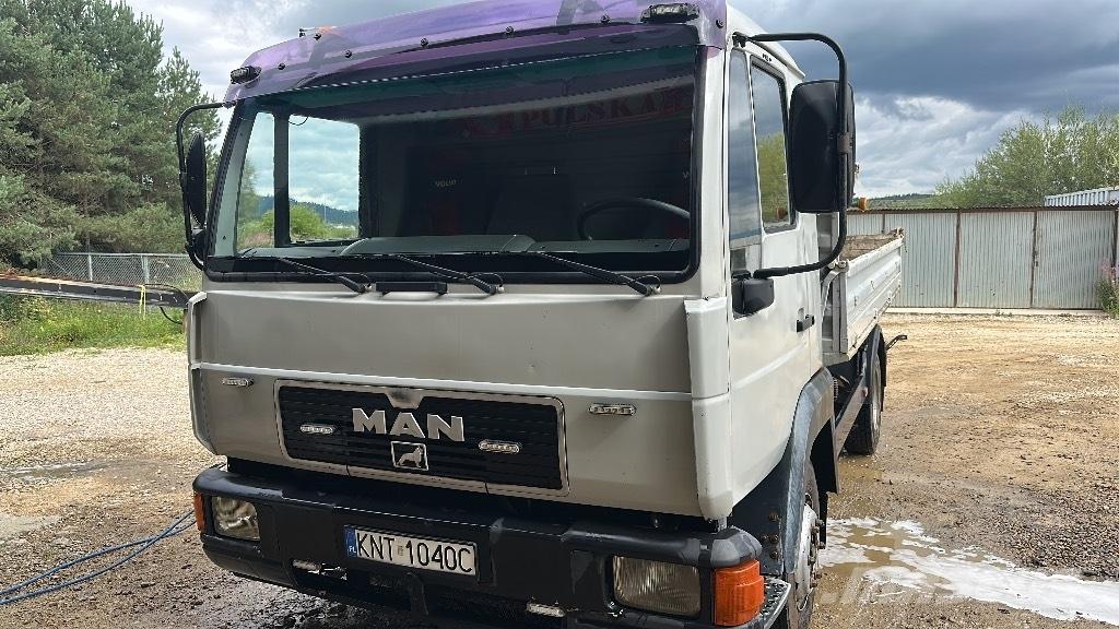 MAN L 2000. 10.163 شاحنات قلابة