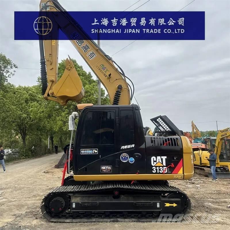 CAT 313 D حفارات زحافة