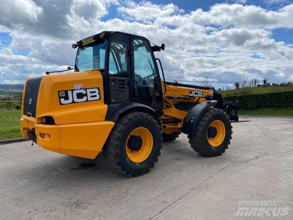 JCB TM 310 S معدات مناولة لأغراض الزراعة